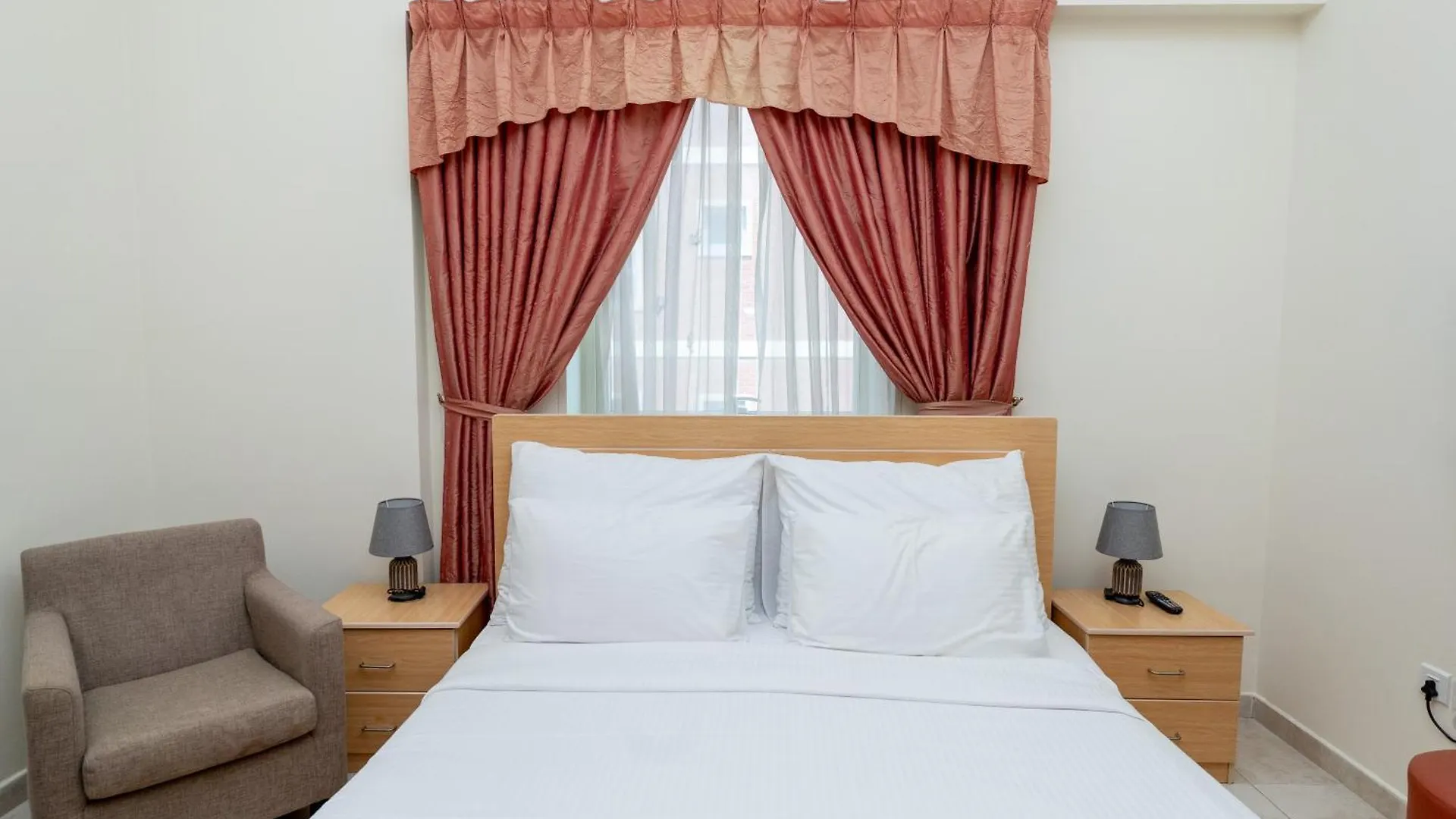 Al Raya Hotel Apartments Dubai